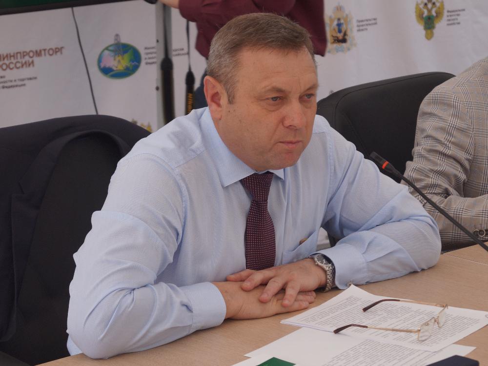 Министр природных ресурсов Саратовской области Доронин.
